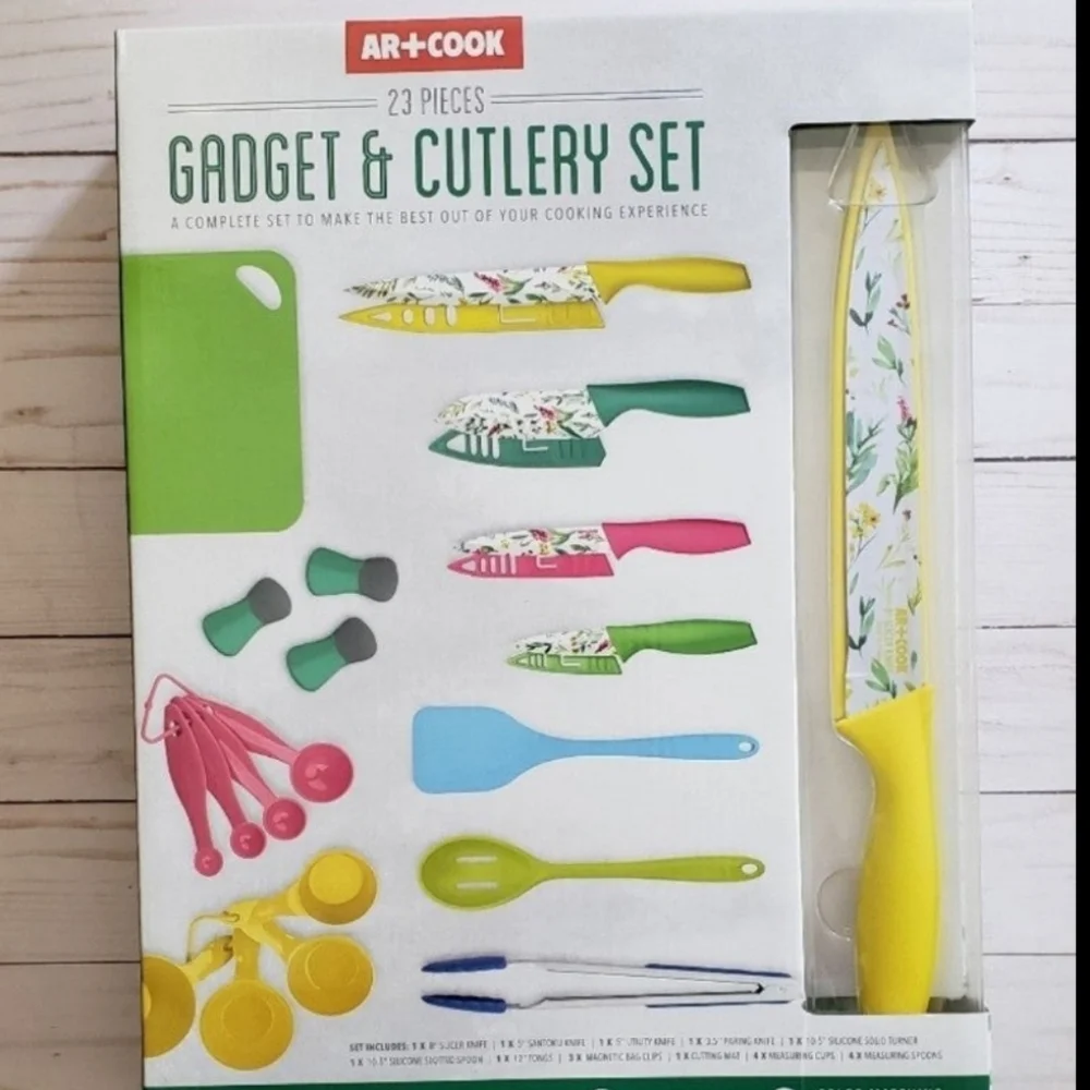 NWT Art & Cook 23-Pc. Gadget & Cutlery Set New in Box